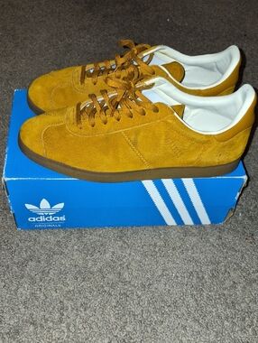 adidas Originals Men’s Suede Sneakers - Mustard